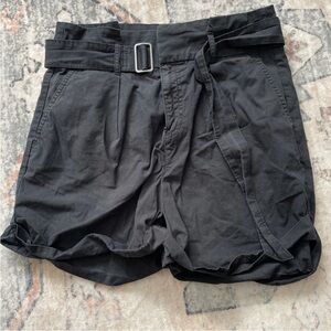 Banana Republic Black belted Shorts size 6 high rise pleated
